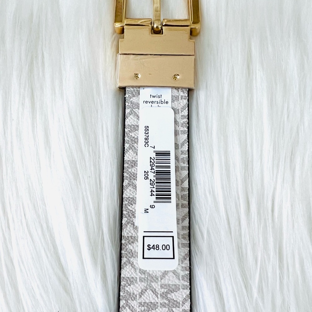 Michael Kors Women’s Twist Reversible Belt Medium - Picture 8 of 11
